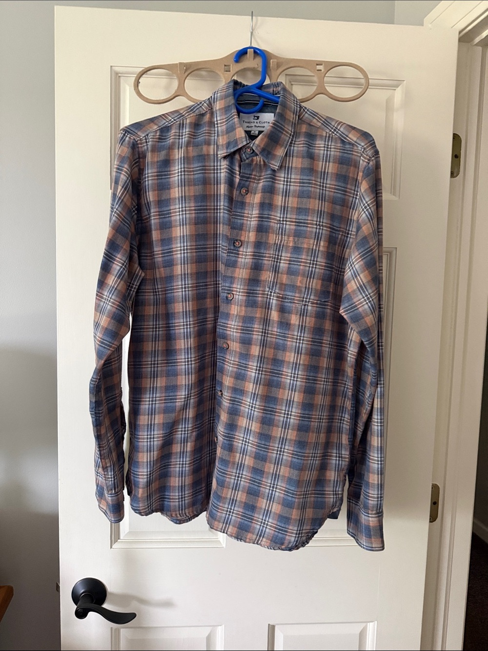 Thread & Cloth Long-Sleeve Plaid Button-Down in Blue & Tan